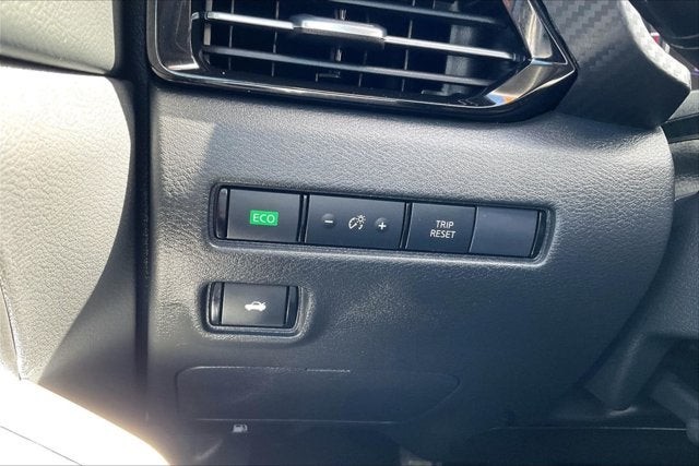 2025 Nissan Sentra SR - Photo 37