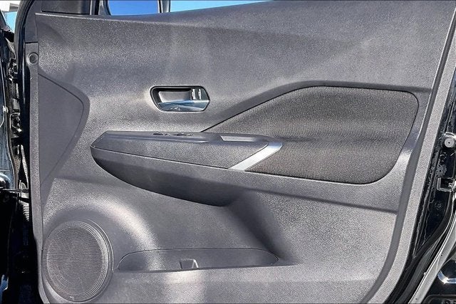 2024 Nissan Kicks SV Xtronic CVT