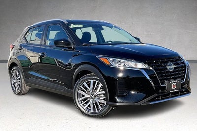 2024 Nissan Kicks SV Xtronic CVT