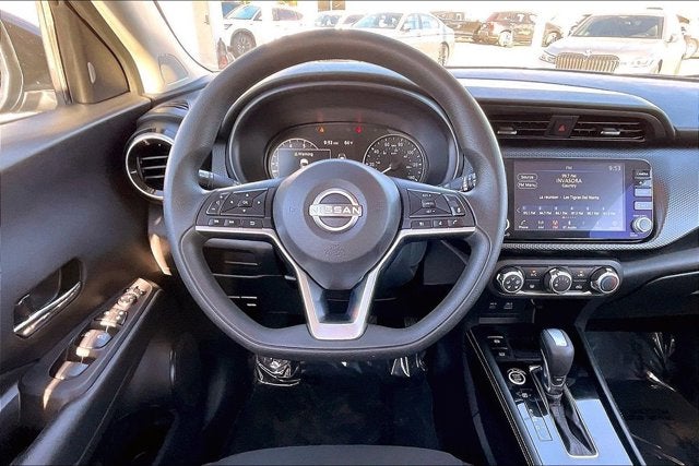 2024 Nissan Kicks SV Xtronic CVT