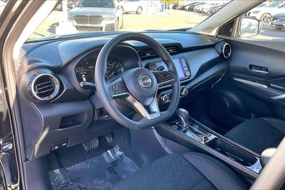 2024 Nissan Kicks SV Xtronic CVT