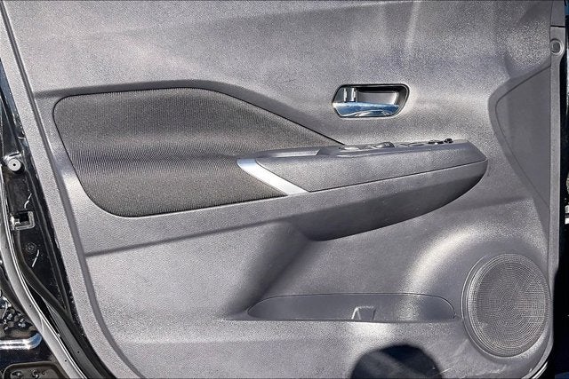 2024 Nissan Kicks SV Xtronic CVT