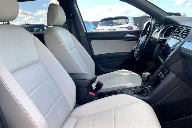 2021 Volkswagen Tiguan 2.0T SE R-Line Black