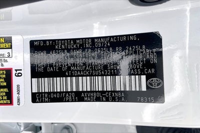 2025 Toyota Camry LE