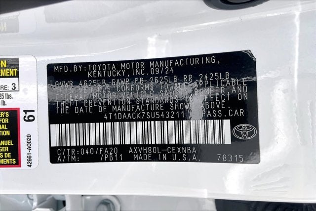 2025 Toyota Camry LE