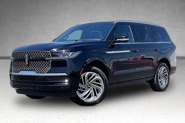 2025 Lincoln Navigator Reserve 4WD's photo