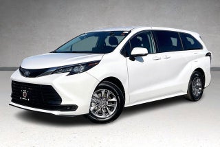2024 Toyota Sienna LE