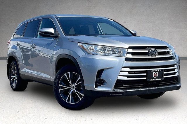 2019 Toyota Highlander LE