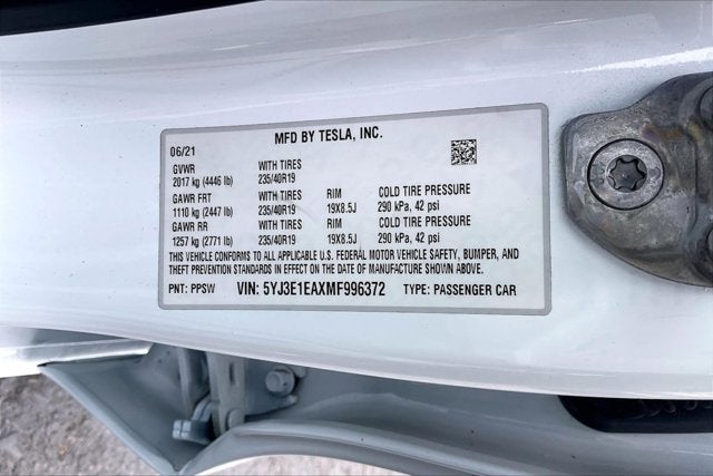 2021 Tesla Model 3 Standard Range Plus Rear-Wheel Drive