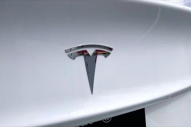 2021 Tesla Model 3 Standard Range Plus Rear-Wheel Drive