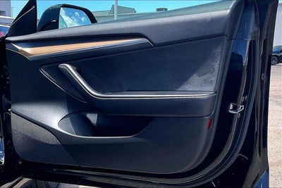 2022 Tesla Model 3 Long Range Dual Motor All-Wheel Drive