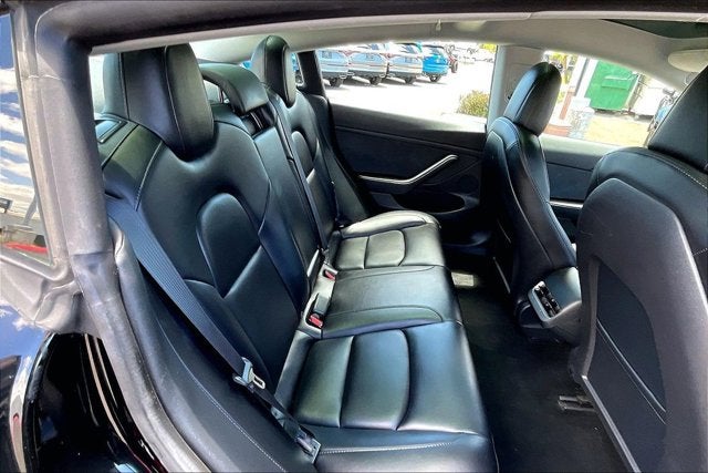 2022 Tesla Model 3 Long Range Dual Motor All-Wheel Drive