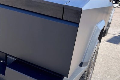 2024 Tesla Cybertruck Cyberbeast