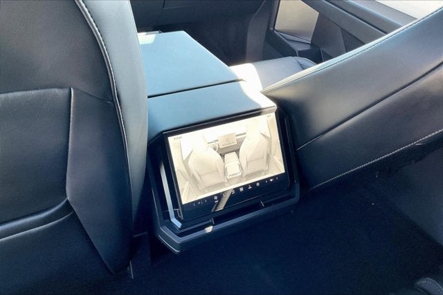 2024 Tesla Cybertruck Cyberbeast