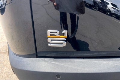 2024 Rivian R1S Adventure Quad Motor Large Pack