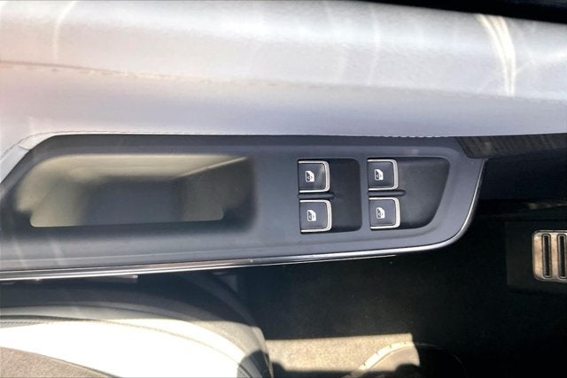 2024 Rivian R1S Adventure Quad Motor Large Pack