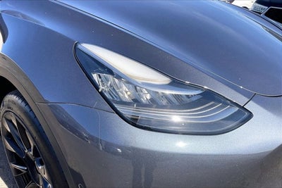 2022 Tesla Model Y Long Range Dual Motor All-Wheel Drive