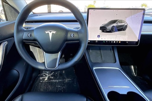 2022 Tesla Model Y Long Range Dual Motor All-Wheel Drive
