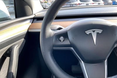 2023 Tesla Model Y Long Range Dual Motor All-Wheel Drive