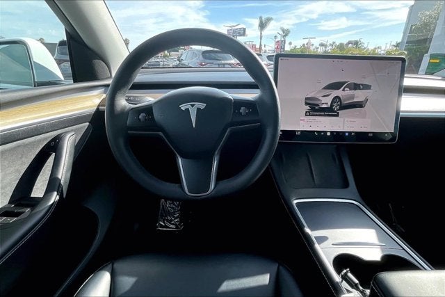 2023 Tesla Model Y Long Range Dual Motor All-Wheel Drive