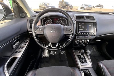 2024 Mitsubishi Outlander Sport SE