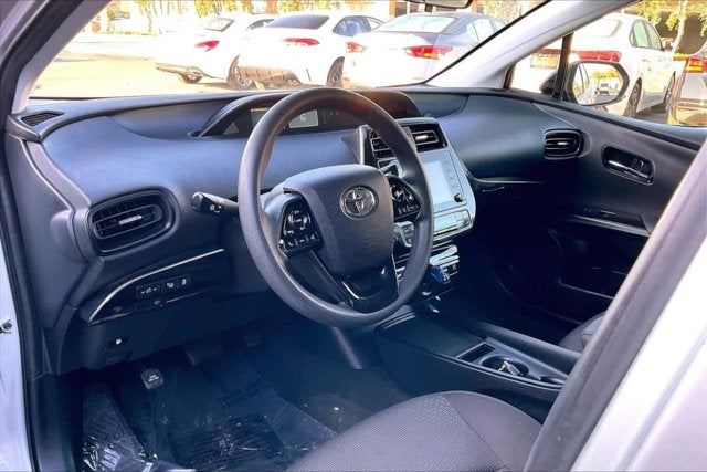 2021 Toyota Prius LE