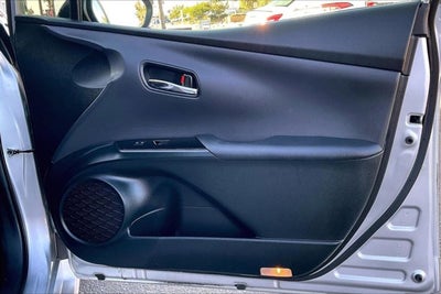 2021 Toyota Prius LE