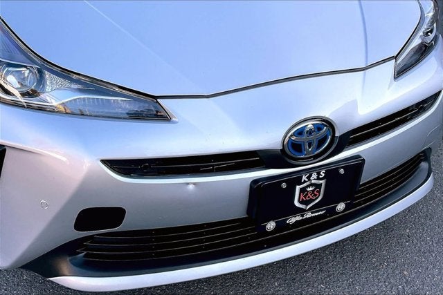 2021 Toyota Prius LE