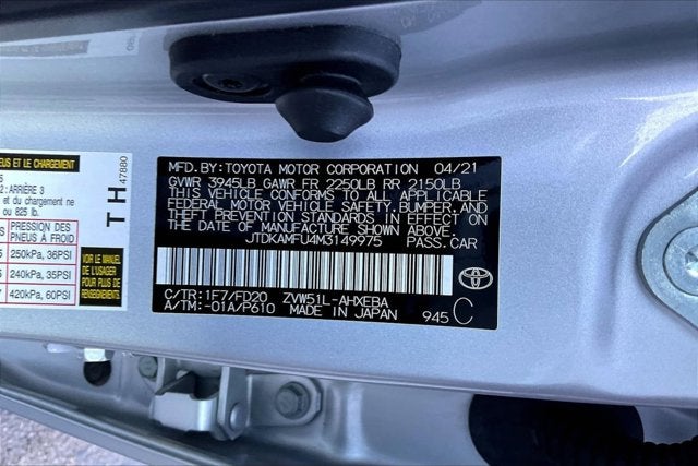 2021 Toyota Prius LE