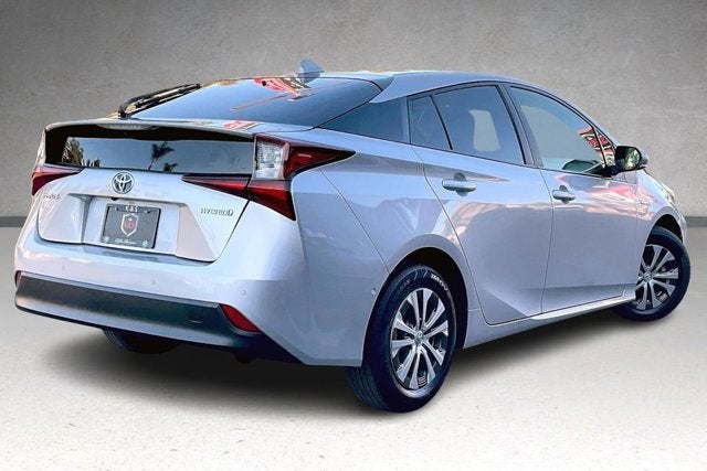 2021 Toyota Prius LE