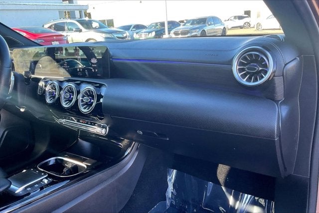 2022 Mercedes-Benz A 220 A 220