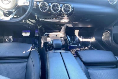 2022 Mercedes-Benz A 220 A 220