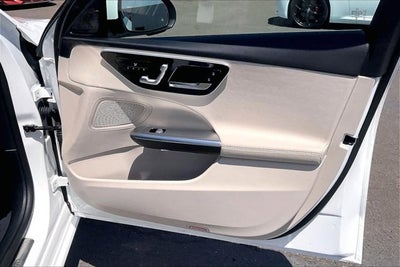 2025 Mercedes-Benz C 300 C 300