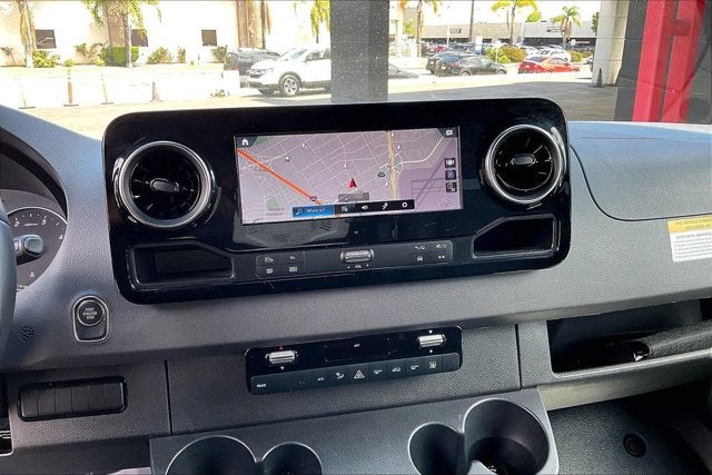 2024 Mercedes-Benz Sprinter 2500 Standard Roof 4-Cyl Diesel HO