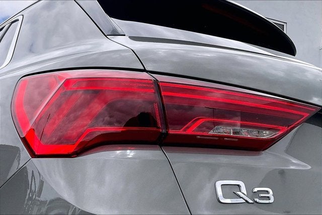 2022 Audi Q3 Premium Plus 45 TFSI S line quattro Tiptronic
