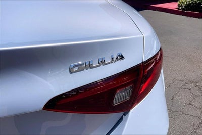 2022 Alfa Romeo Giulia Ti RWD