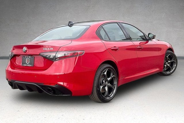 2025 Alfa Romeo Giulia Tributo Italiano AWD