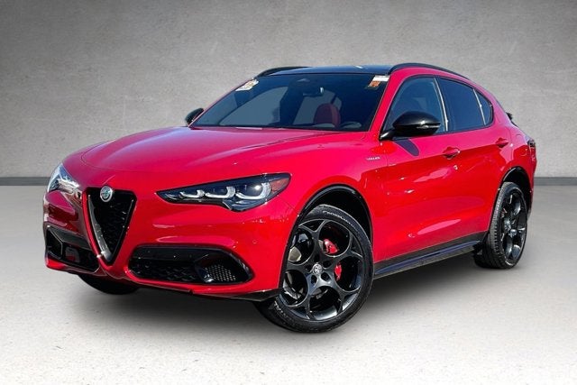 2025 Alfa Romeo Stelvio Sprint AWD