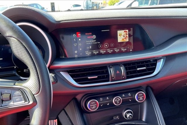 2025 Alfa Romeo Stelvio Sprint AWD