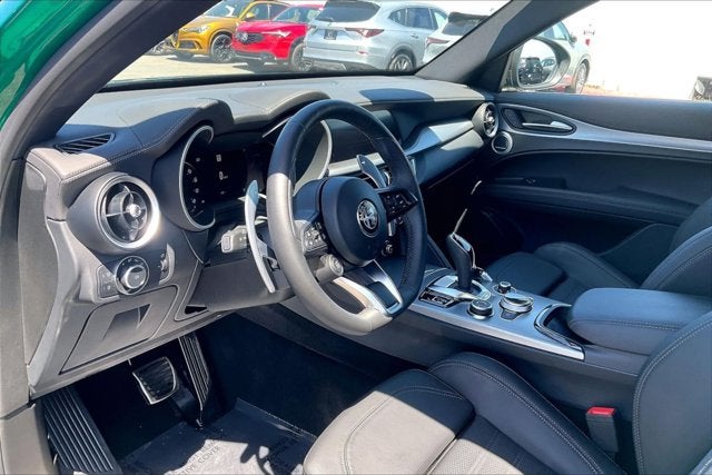 2025 Alfa Romeo Stelvio Sprint AWD