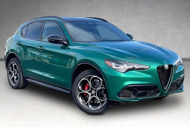 2025 Alfa Romeo Stelvio Sprint AWD