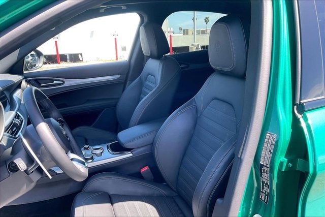 2025 Alfa Romeo Stelvio Sprint AWD
