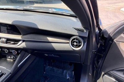 2022 Alfa Romeo Stelvio Ti AWD