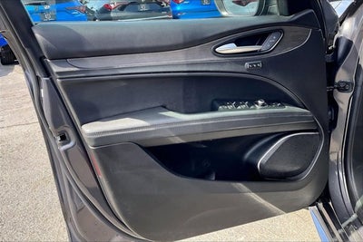 2022 Alfa Romeo Stelvio Ti AWD