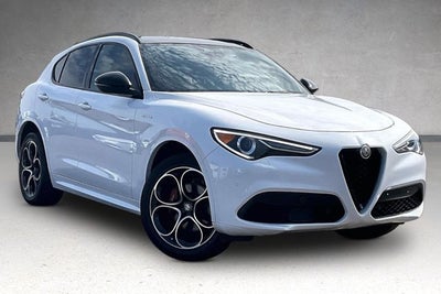 2023 Alfa Romeo Stelvio Veloce AWD