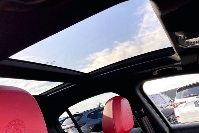 2024 Alfa Romeo Stelvio Veloce AWD