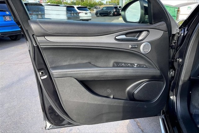 2024 Alfa Romeo Stelvio Veloce AWD