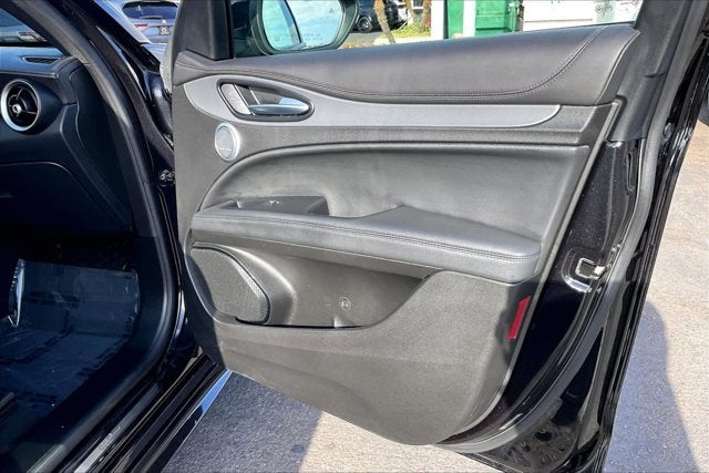 2024 Alfa Romeo Stelvio Veloce AWD