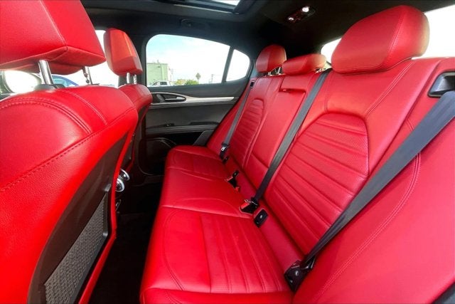 2024 Alfa Romeo Stelvio Veloce AWD