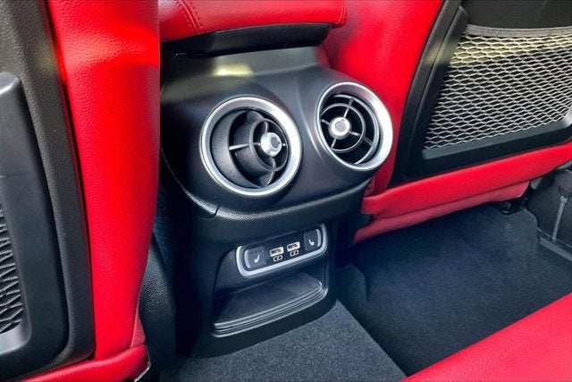 2024 Alfa Romeo Stelvio Veloce AWD